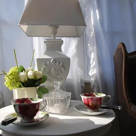Demeure Des Buis Bed & Breakfast
